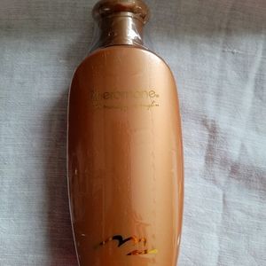 Pheromone Hand Creme